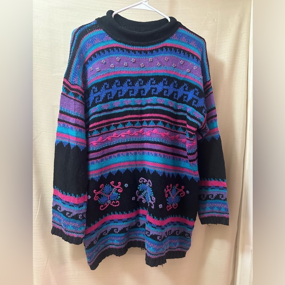 Secrets Sun Prints Vintage Embroidered Knit Sweater Size Medium